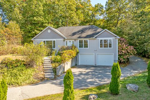 A home in Killingly