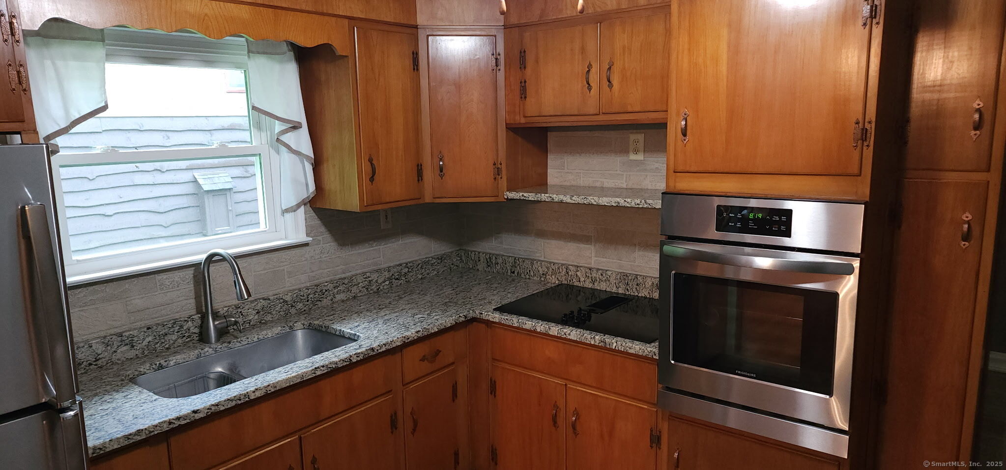 71 Sherry Lane, New Milford, Connecticut image 2