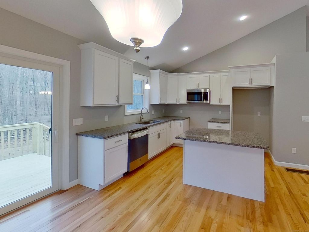 Photo of 14 South Street, Brooklyn, CT 06234 (MLS # 24132799)