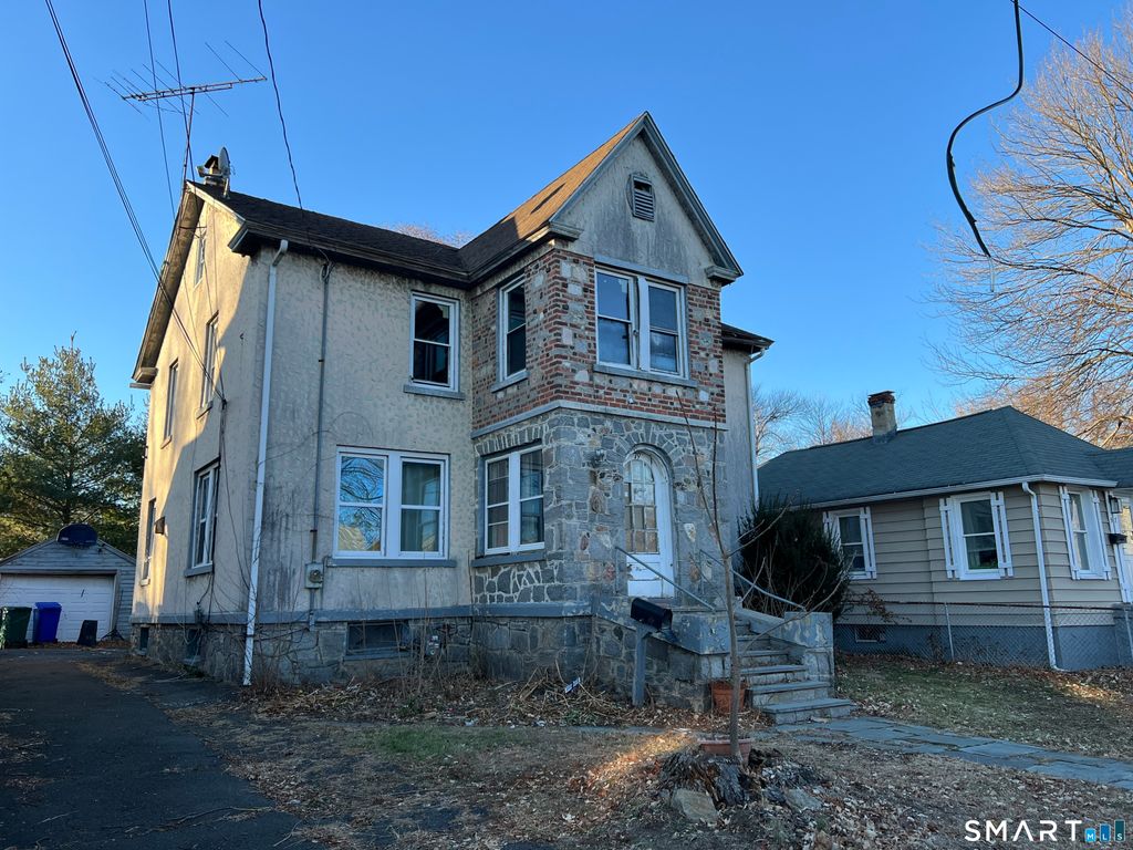 Photo of 79 Evelyn Street, Stratford, CT 06615 (MLS # 24144942)