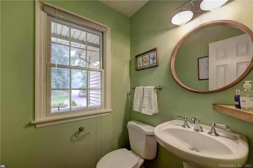 Photo 12 of 40 of 21 Candlewood Drive house