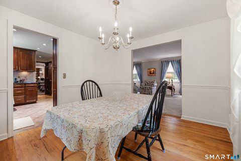 Tiny photo for 14 Amy Lane, Simsbury, CT 06070 (MLS # 24175131)