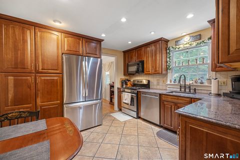 Tiny photo for 14 Amy Lane, Simsbury, CT 06070 (MLS # 24175131)