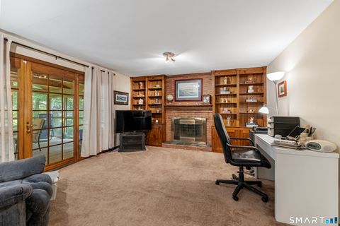 Tiny photo for 14 Amy Lane, Simsbury, CT 06070 (MLS # 24175131)