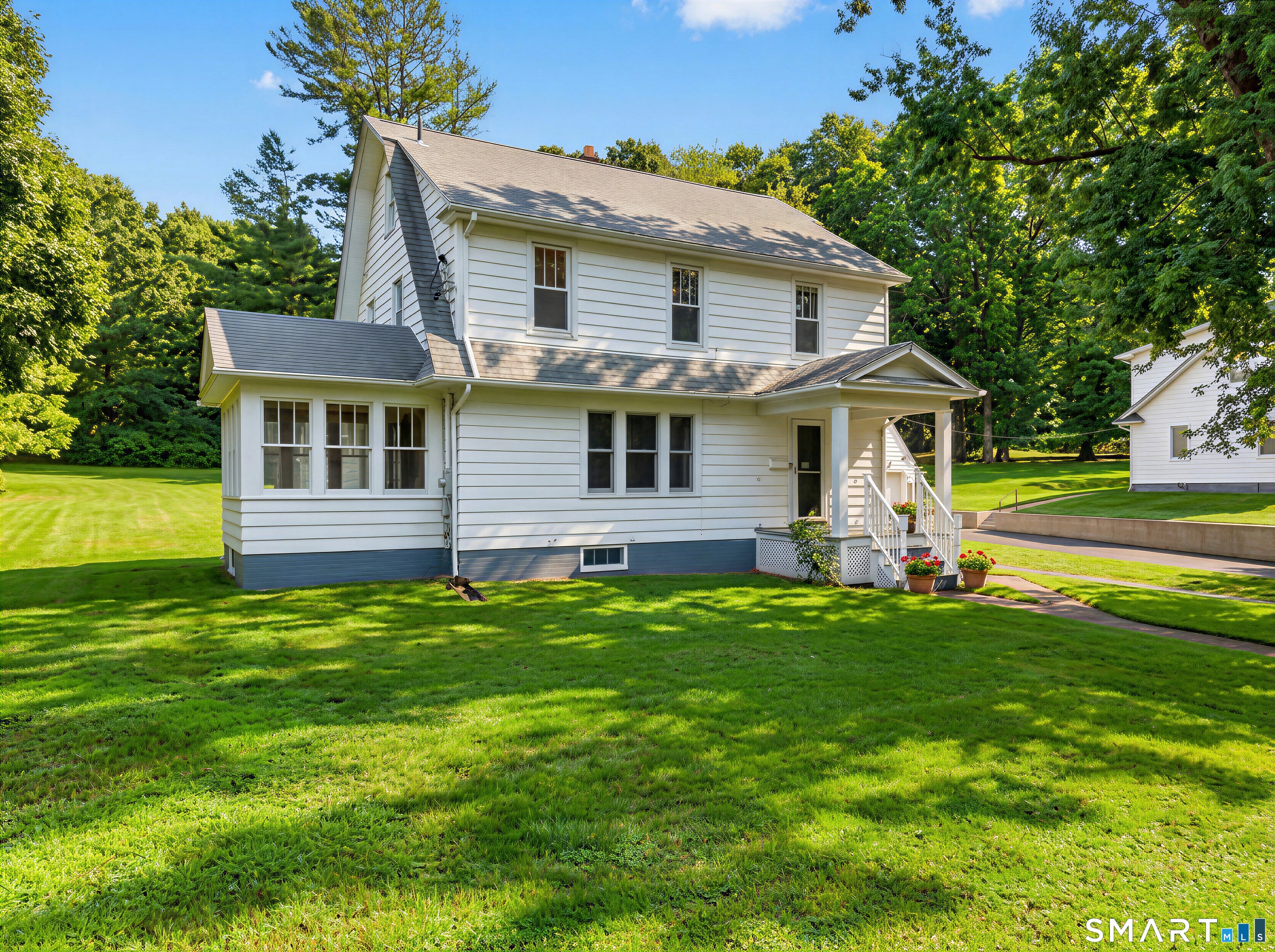 452 New London Turnpike