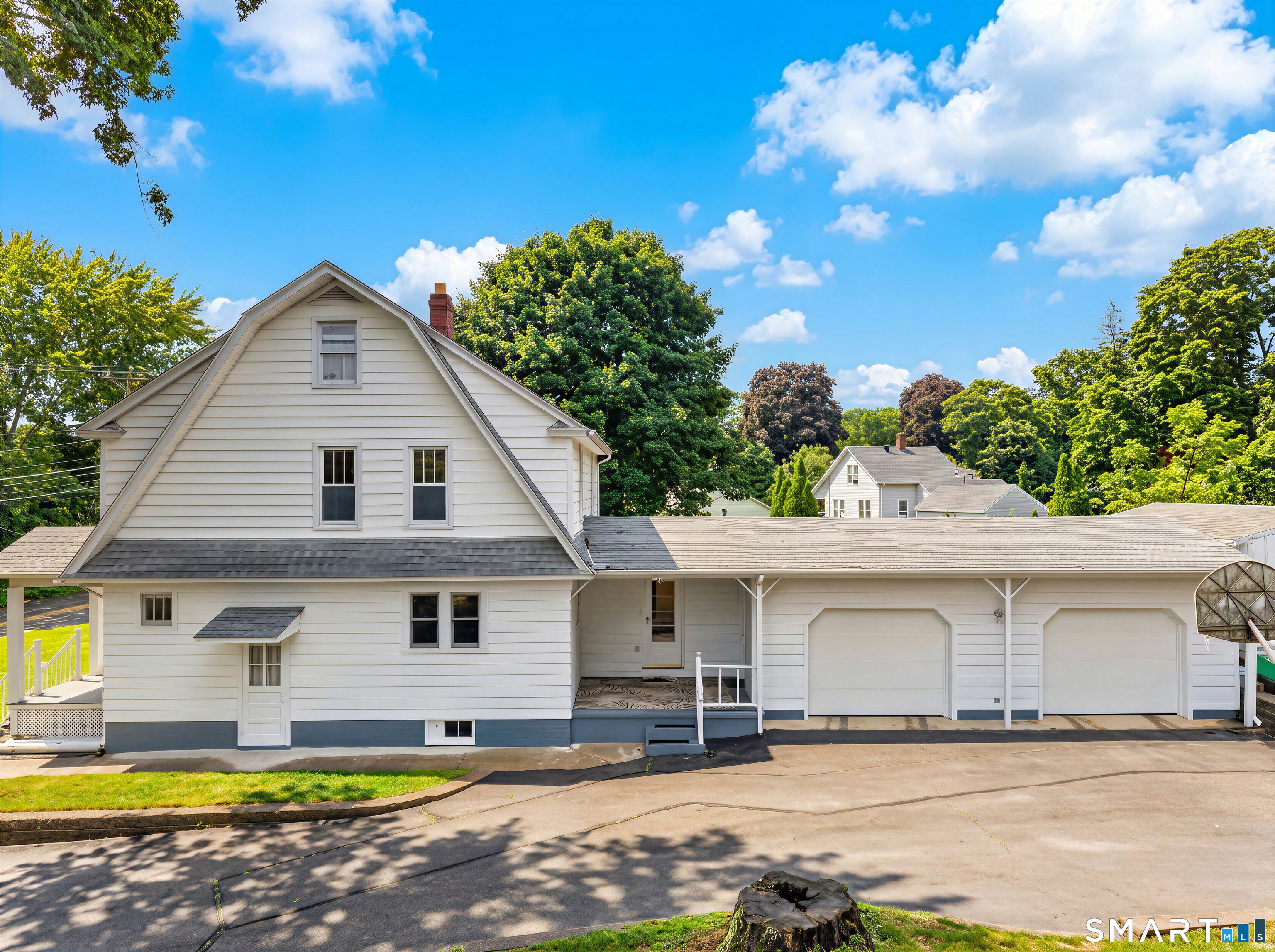 452 New London Turnpike