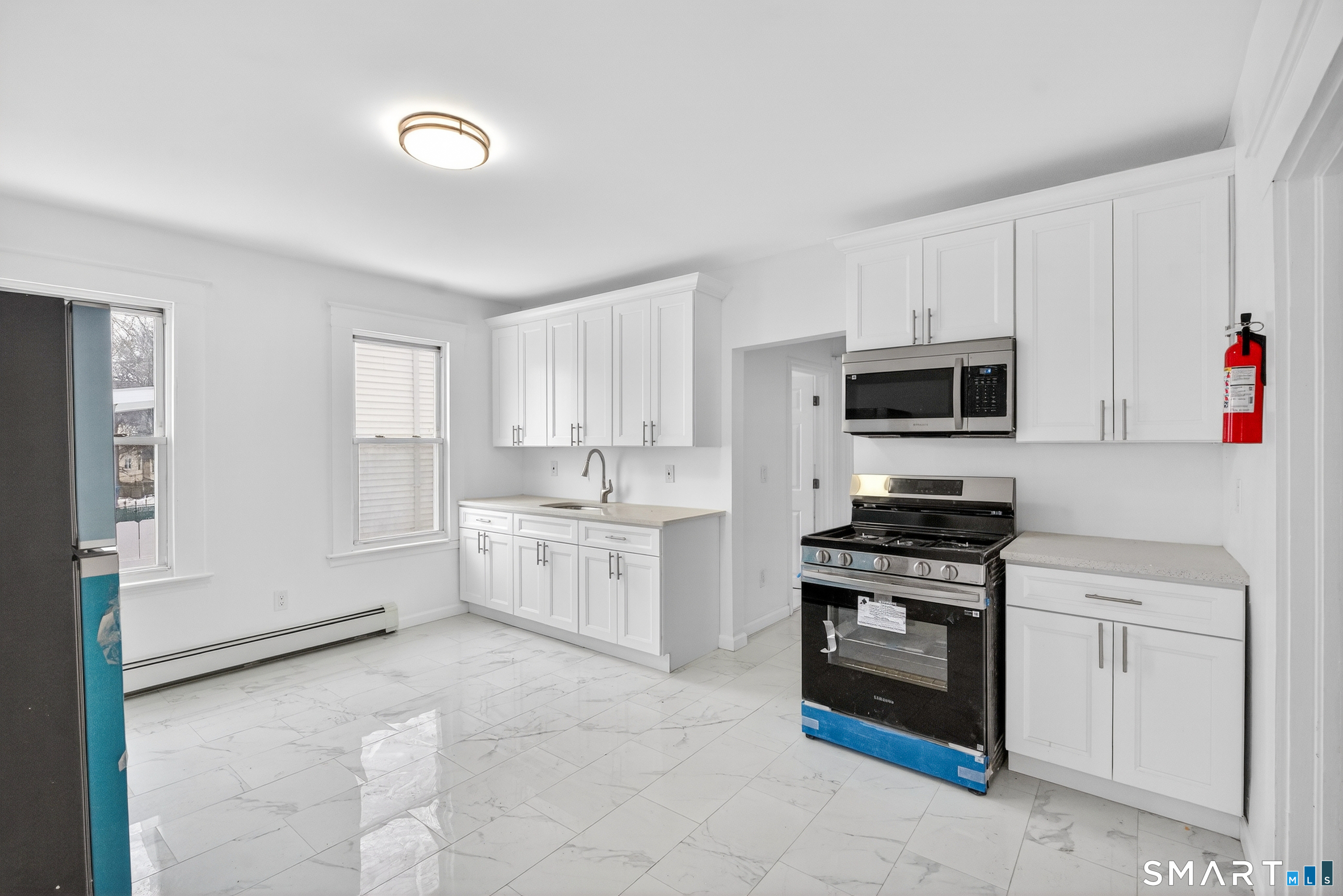 168 Black Rock Avenue