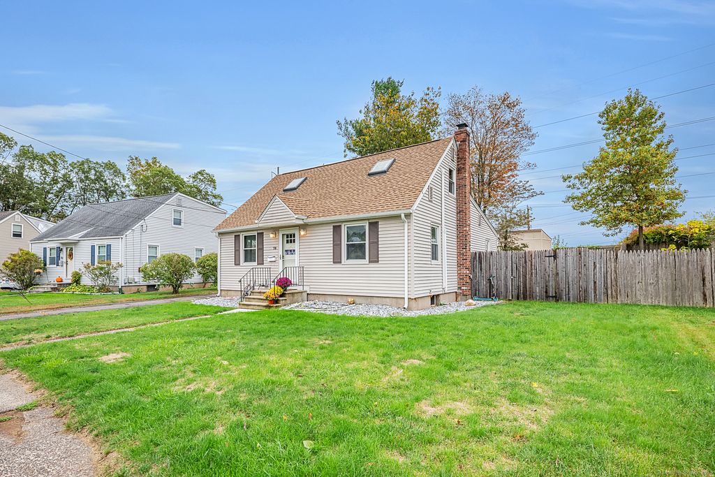Photo of 78 Homesdale Avenue, Southington, CT 06489 (MLS # 24132259)