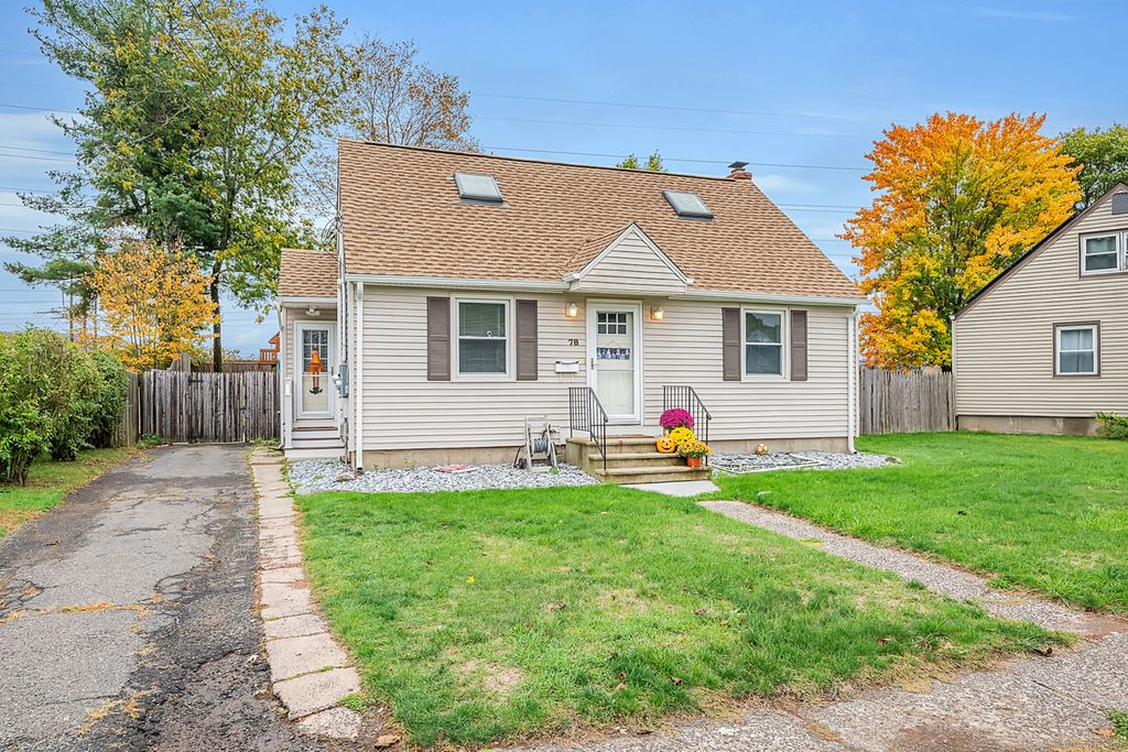 Photo of 78 Homesdale Avenue, Southington, CT 06489 (MLS # 24132259)