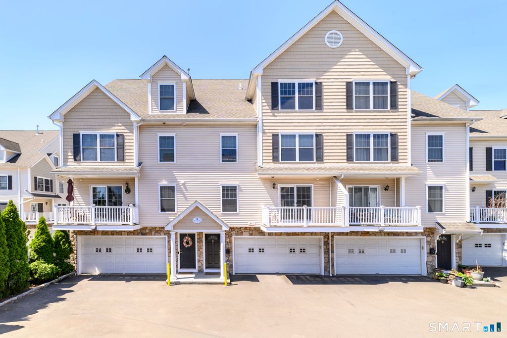 Photo of 2 Finney Lane #31, Stamford, CT 06902 (MLS # 24170395)