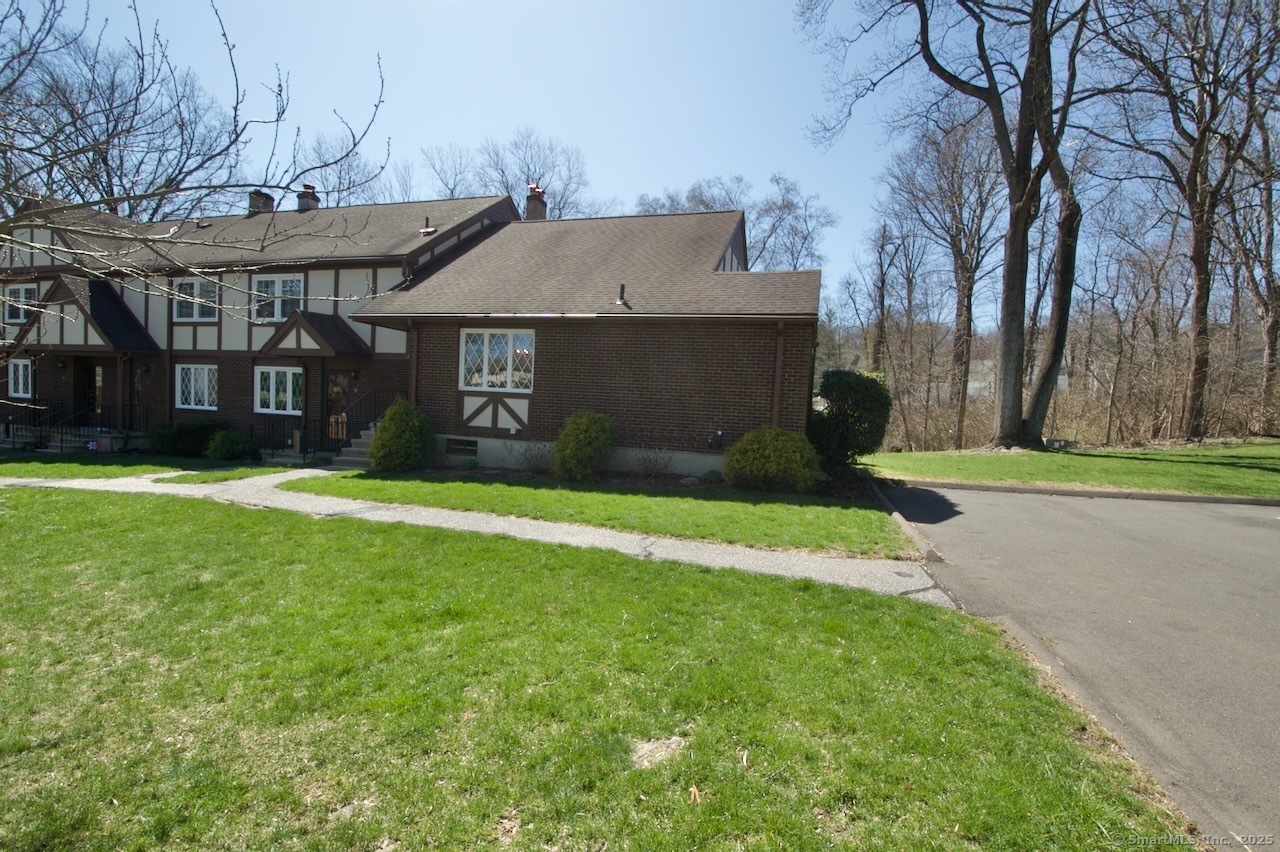 40 Derbyshire #40, Derby, Connecticut image 31