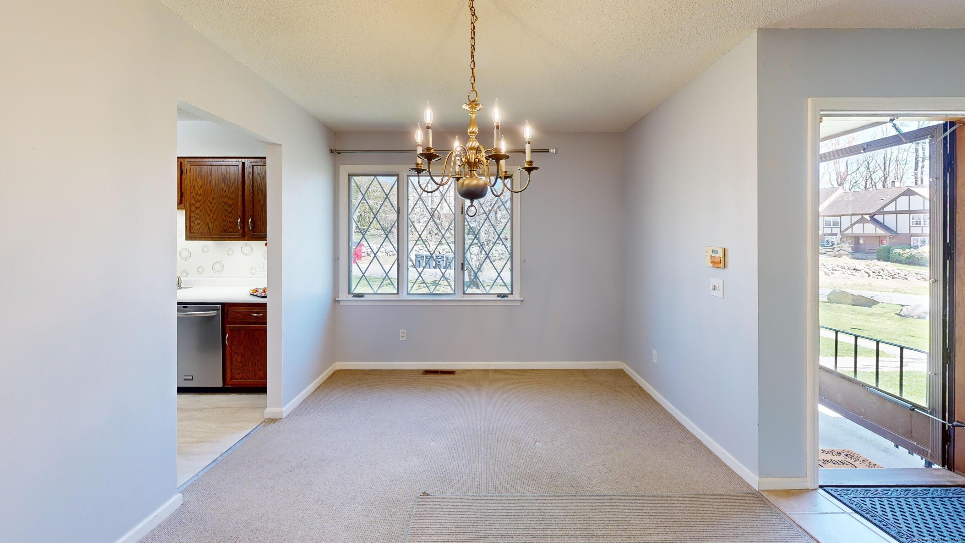 40 Derbyshire #40, Derby, Connecticut image 5