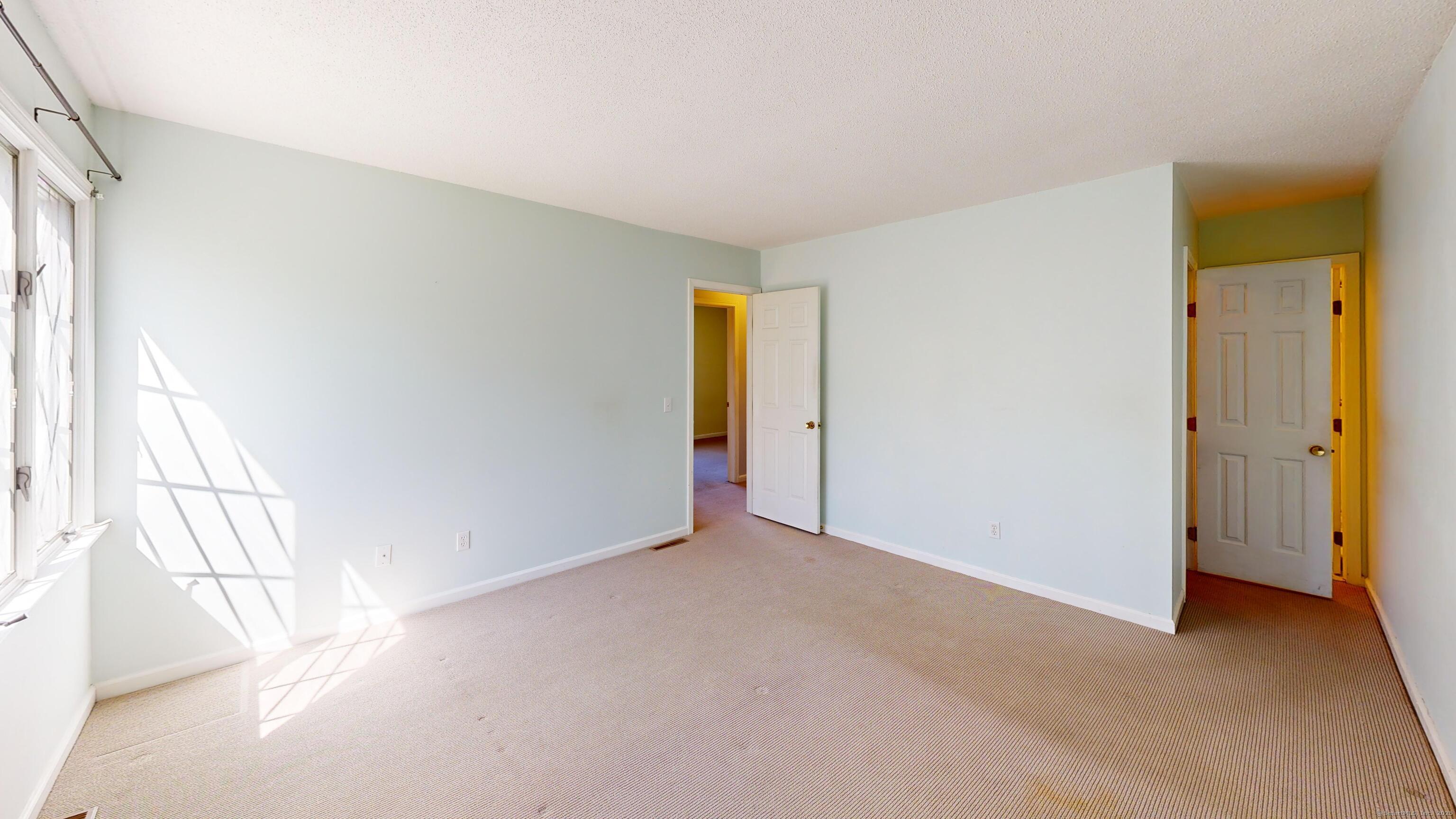 40 Derbyshire #40, Derby, Connecticut image 19