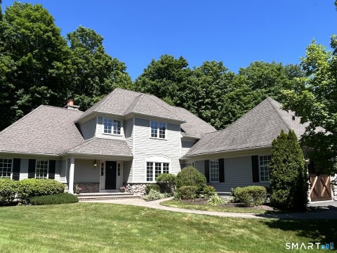Homes For Sale - 38 Avalon Drive<br/> Middlebury, CT 06762