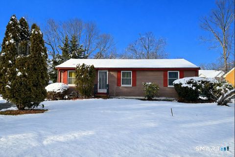 Photo of 53 Farmstead Circle, Bloomfield, CT 06002 (MLS # 24153932)