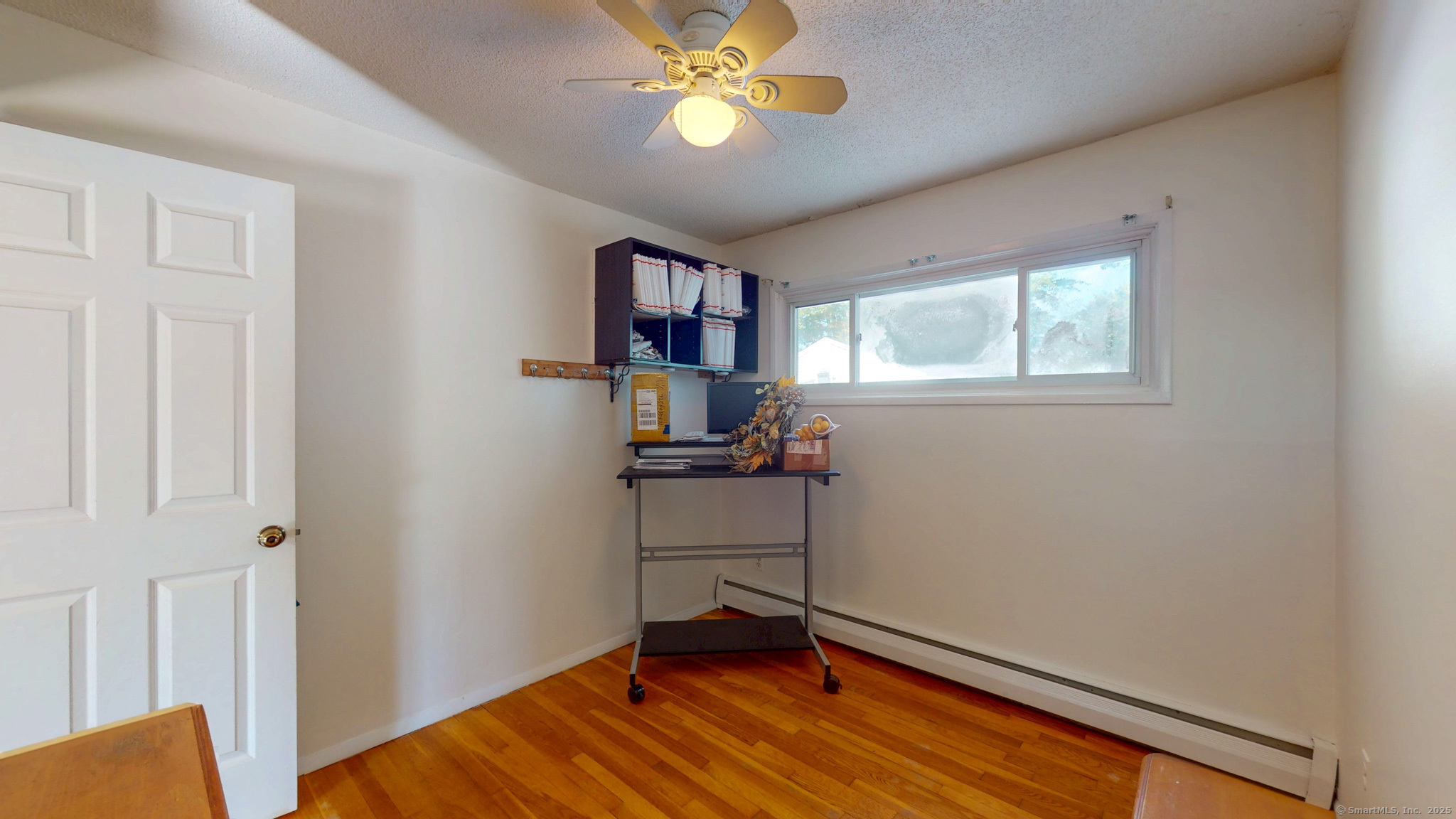 East Hartford, Connecticut 06118, United States, 4 Bedrooms Bedrooms, ,2 BathroomsBathrooms,Residential,Pending,230592