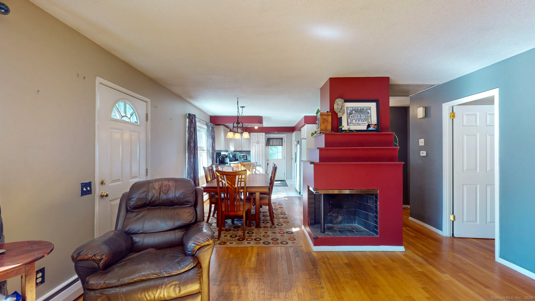 East Hartford, Connecticut 06118, United States, 4 Bedrooms Bedrooms, ,2 BathroomsBathrooms,Residential,Pending,230592