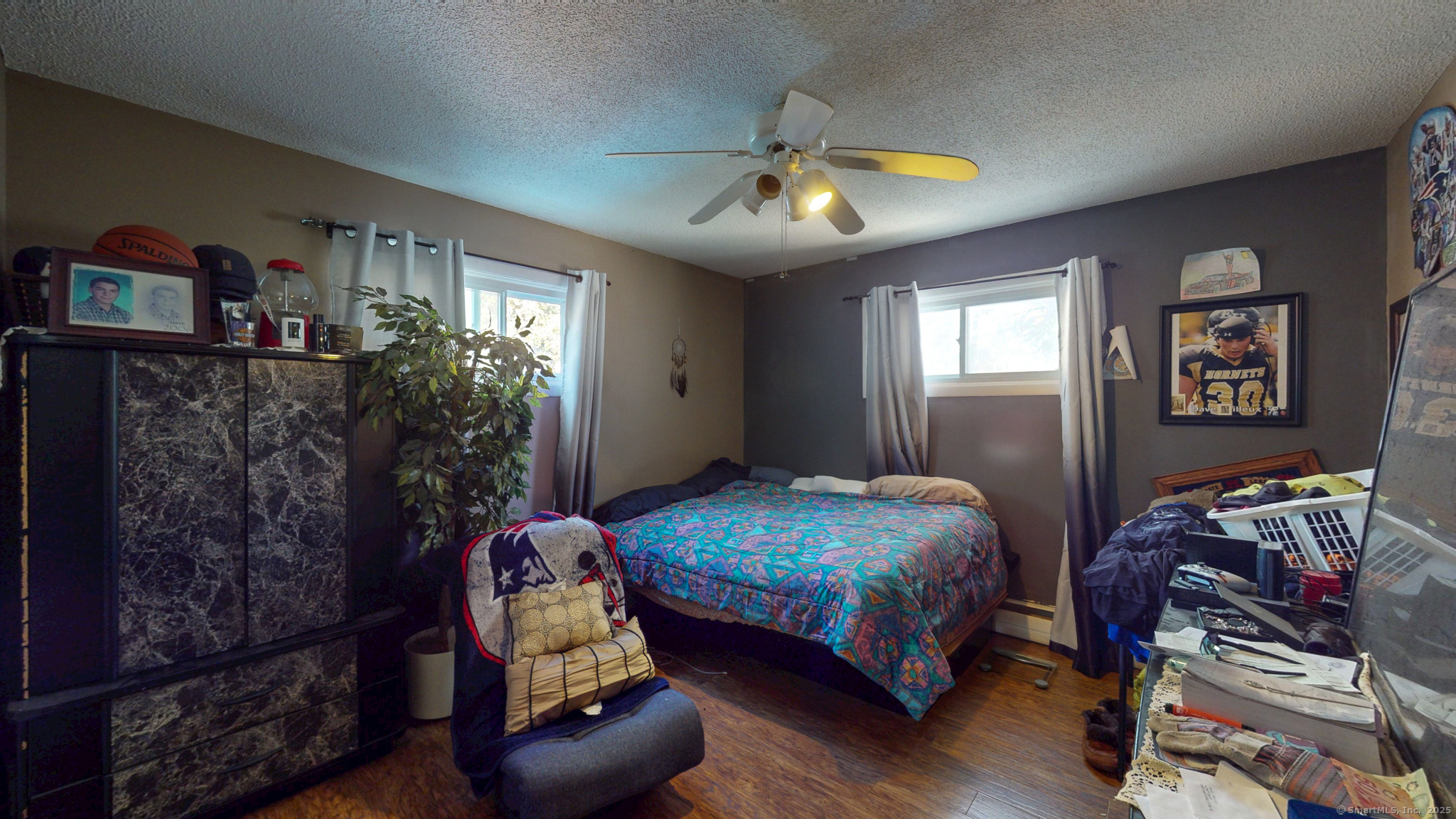 East Hartford, Connecticut 06118, United States, 4 Bedrooms Bedrooms, ,2 BathroomsBathrooms,Residential,Pending,230592