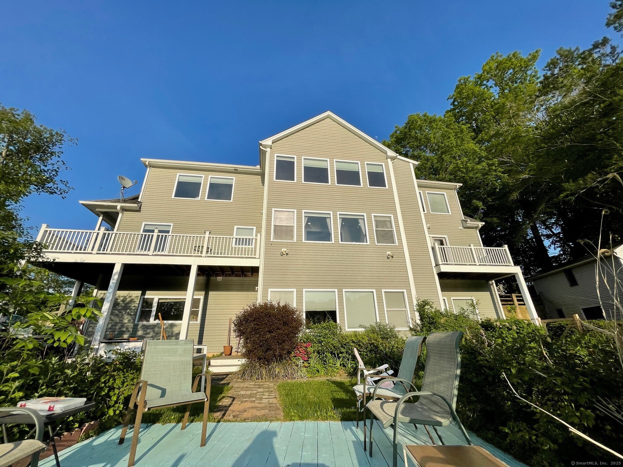203 Twin Lakes Road