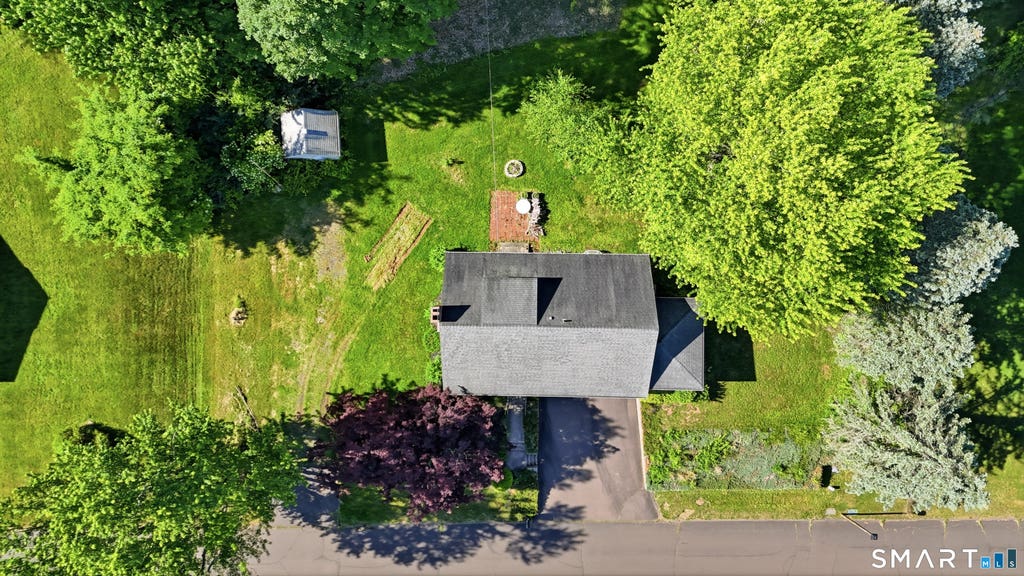 Photo of 30 Snipes Terrace, Middletown, CT 06457 (MLS # 24166872)