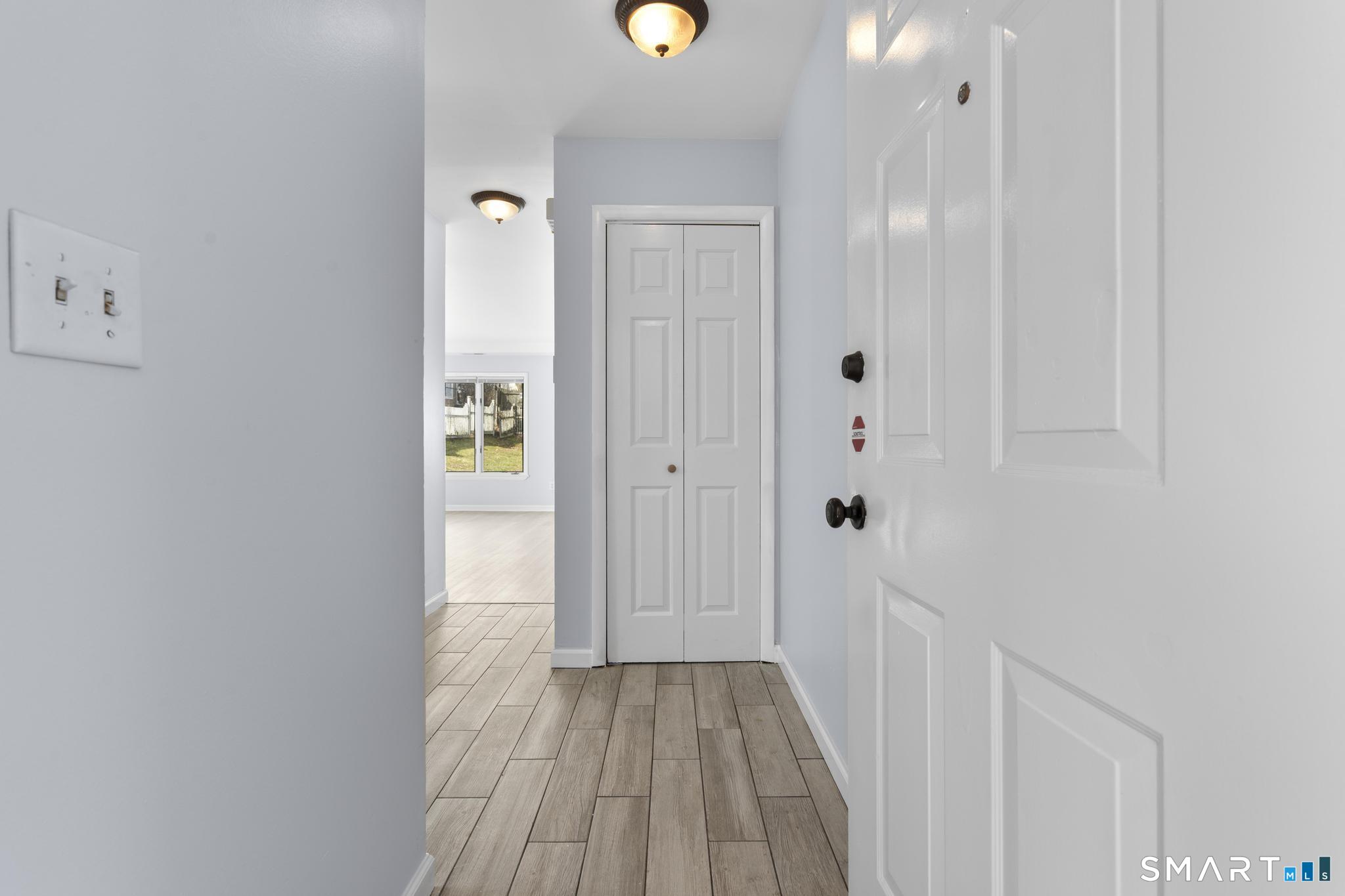 115 Flax Hill Road APT 6