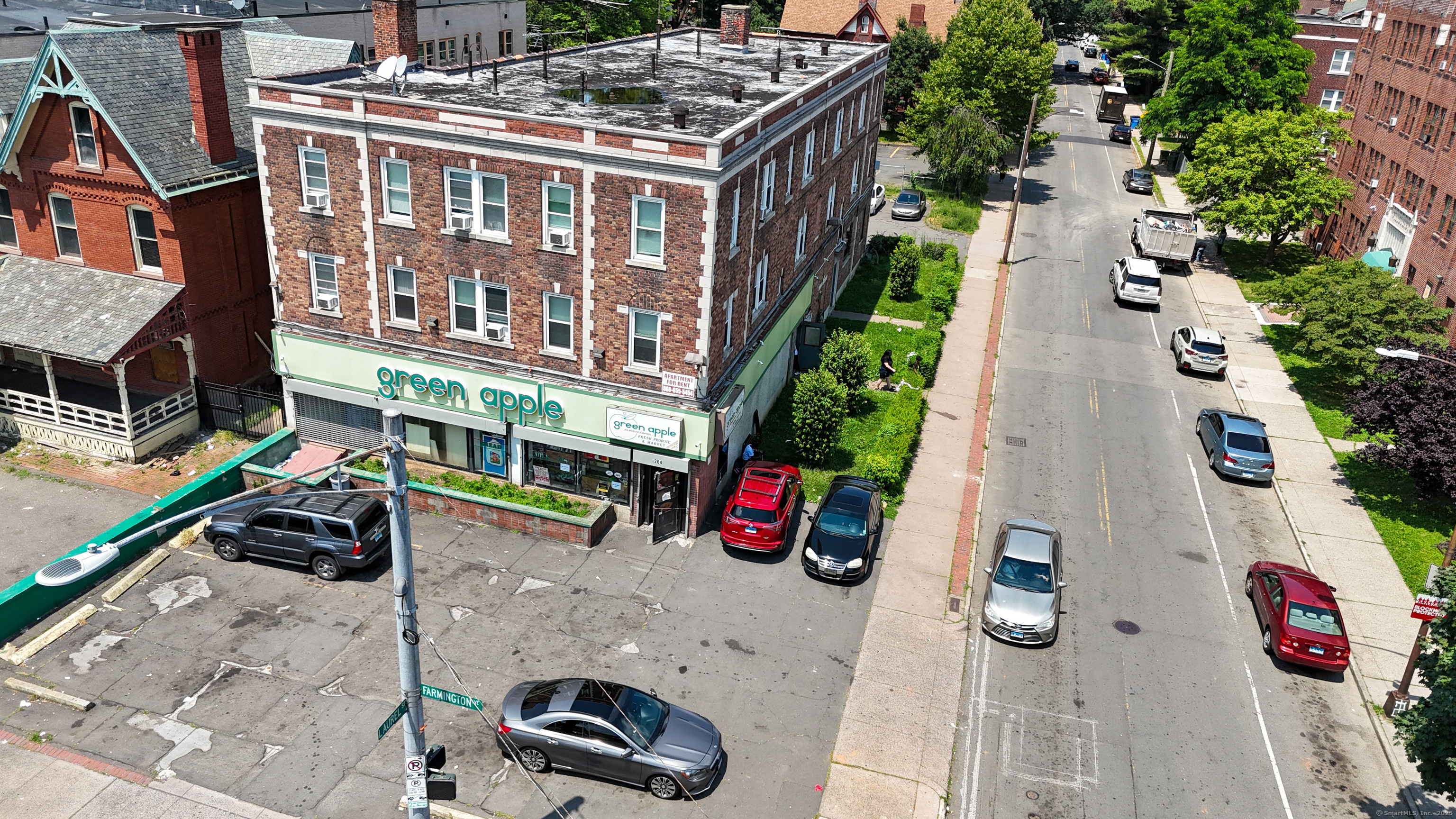 264 Farmington Avenue