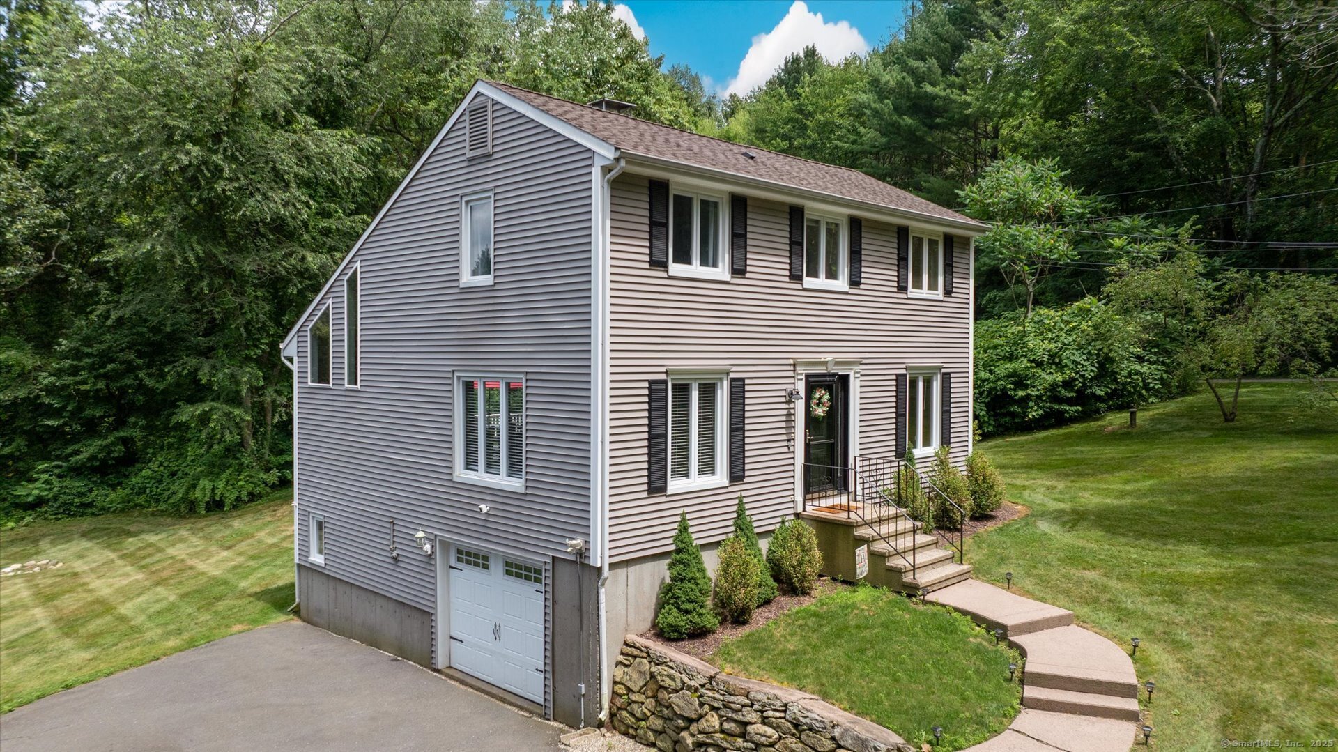 194 Woodland Street