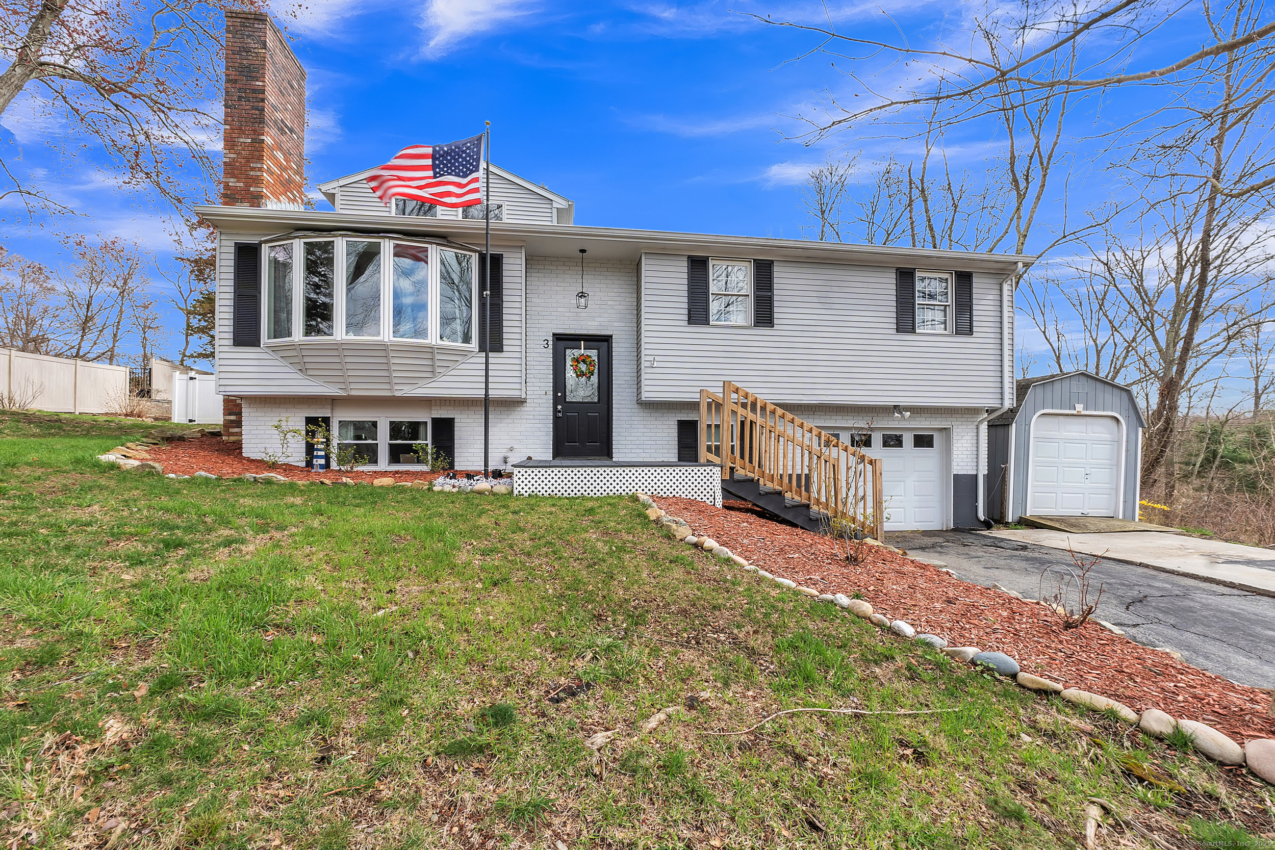 3 Plainview Drive, Plainfield, Connecticut image 1