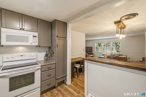 Tiny photo for 9 Grandview Drive #47B, Farmington, CT 06032 (MLS # 24194985)