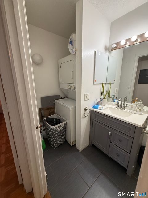 Tiny photo for 135 Flax Hill Road #APT 10, Norwalk, CT 06854 (MLS # 24146123)