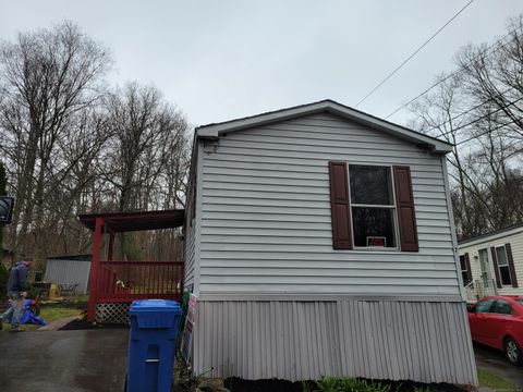 Mobile Home in Montville CT 164 Fellows Road.jpg