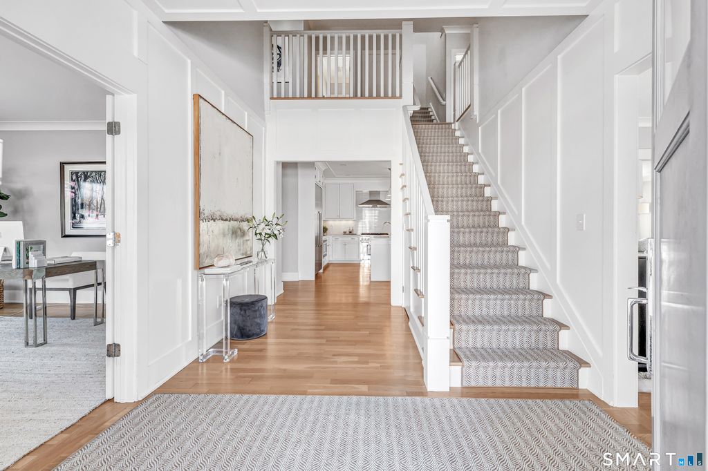 Photo of 598 S Benson Road, Fairfield, CT 06824 (MLS # 24154688)