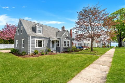 22 East Walk Clinton CT 06413