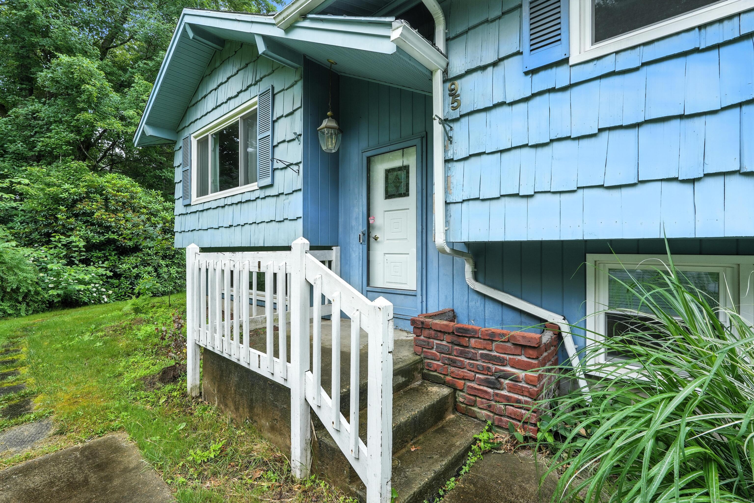 95 Browns Bridge Road