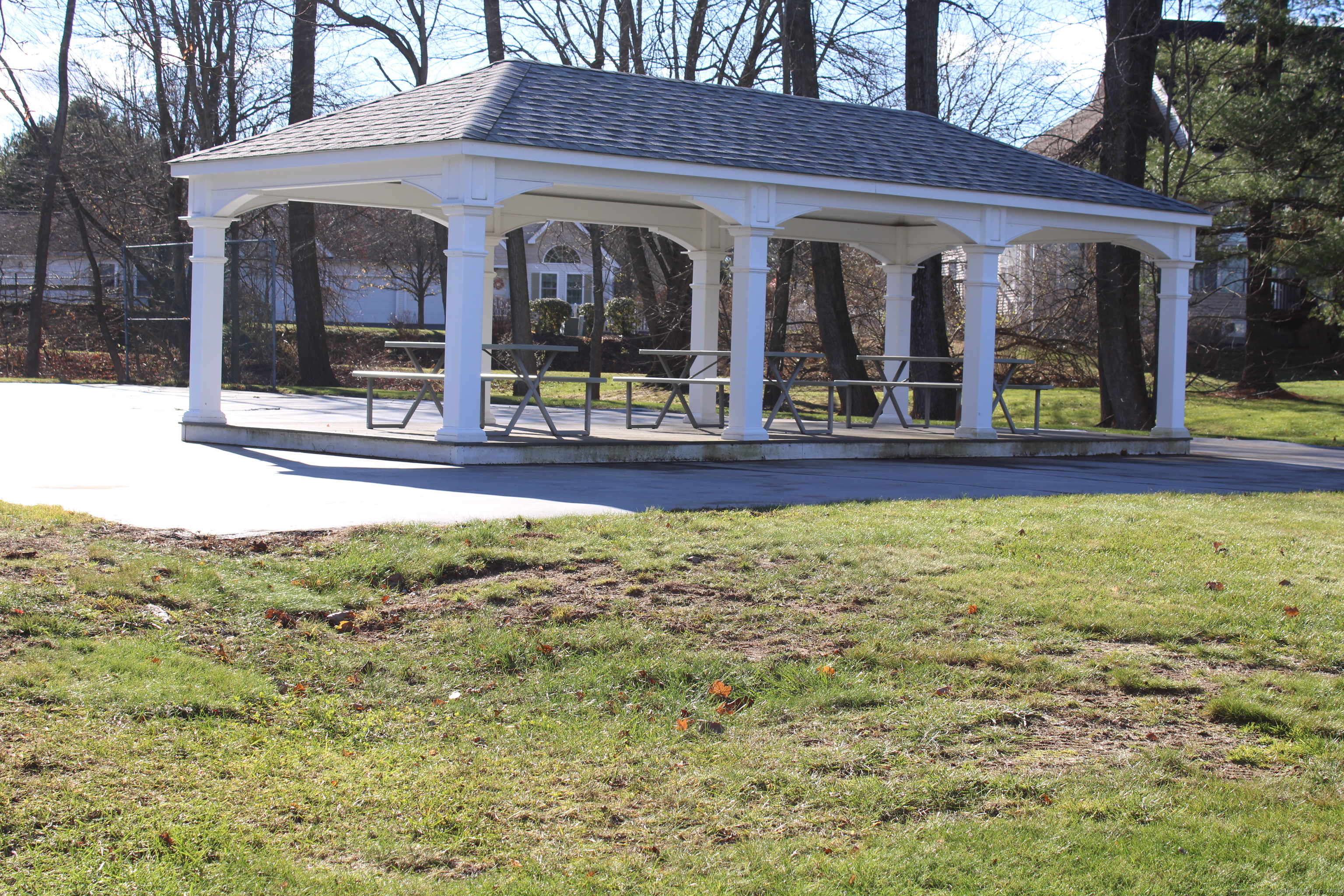 South Windsor, Connecticut 06074, United States, 2 Bedrooms Bedrooms, ,1 BathroomBathrooms,Residential,Active,252554