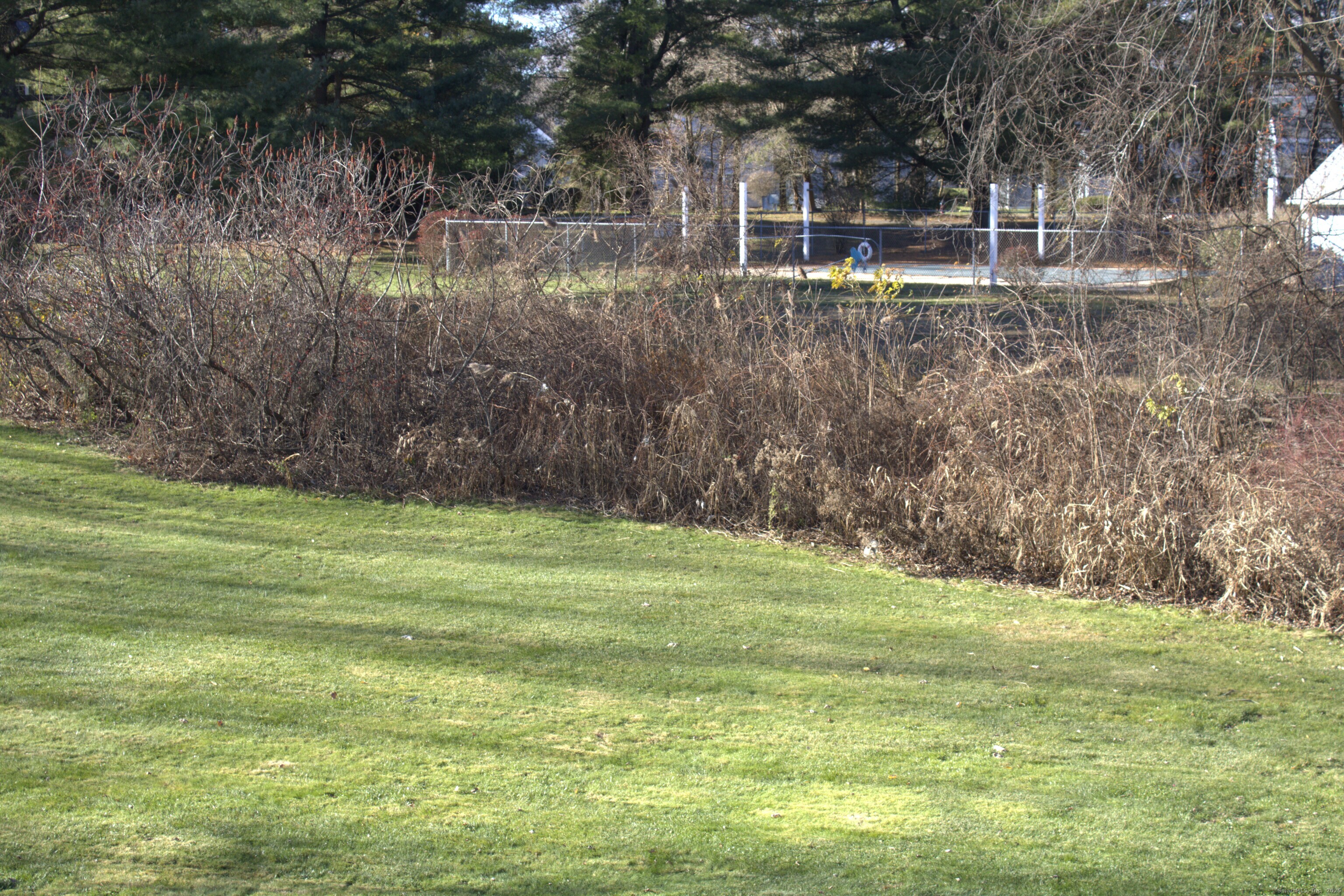 South Windsor, Connecticut 06074, United States, 2 Bedrooms Bedrooms, ,1 BathroomBathrooms,Residential,Active,252554