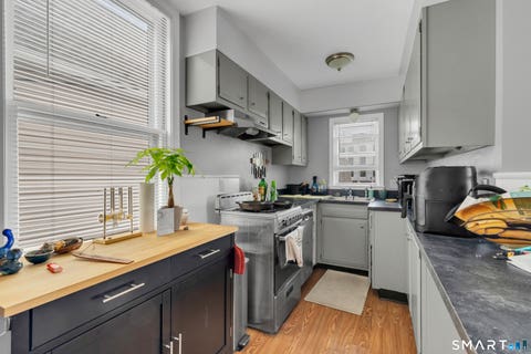 Tiny photo for 879 Whalley Avenue, New Haven, CT 06515 (MLS # 24186548)