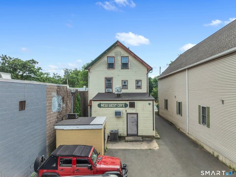 Tiny photo for 879 Whalley Avenue, New Haven, CT 06515 (MLS # 24186548)
