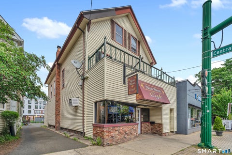 Tiny photo for 879 Whalley Avenue, New Haven, CT 06515 (MLS # 24186548)