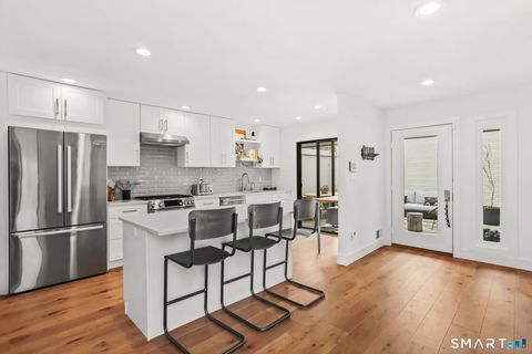 Tiny photo for 104 Harvest Commons #104, Westport, CT 06880 (MLS # 24163911)