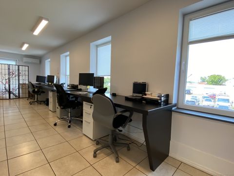 Tiny photo for 299 Chapel Street, New Haven, CT 06513 (MLS # 24117335)