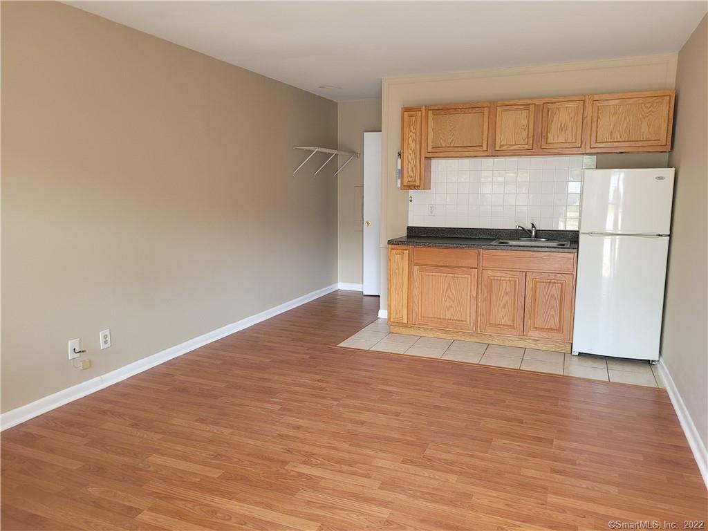 1500 Boston Post Road 8