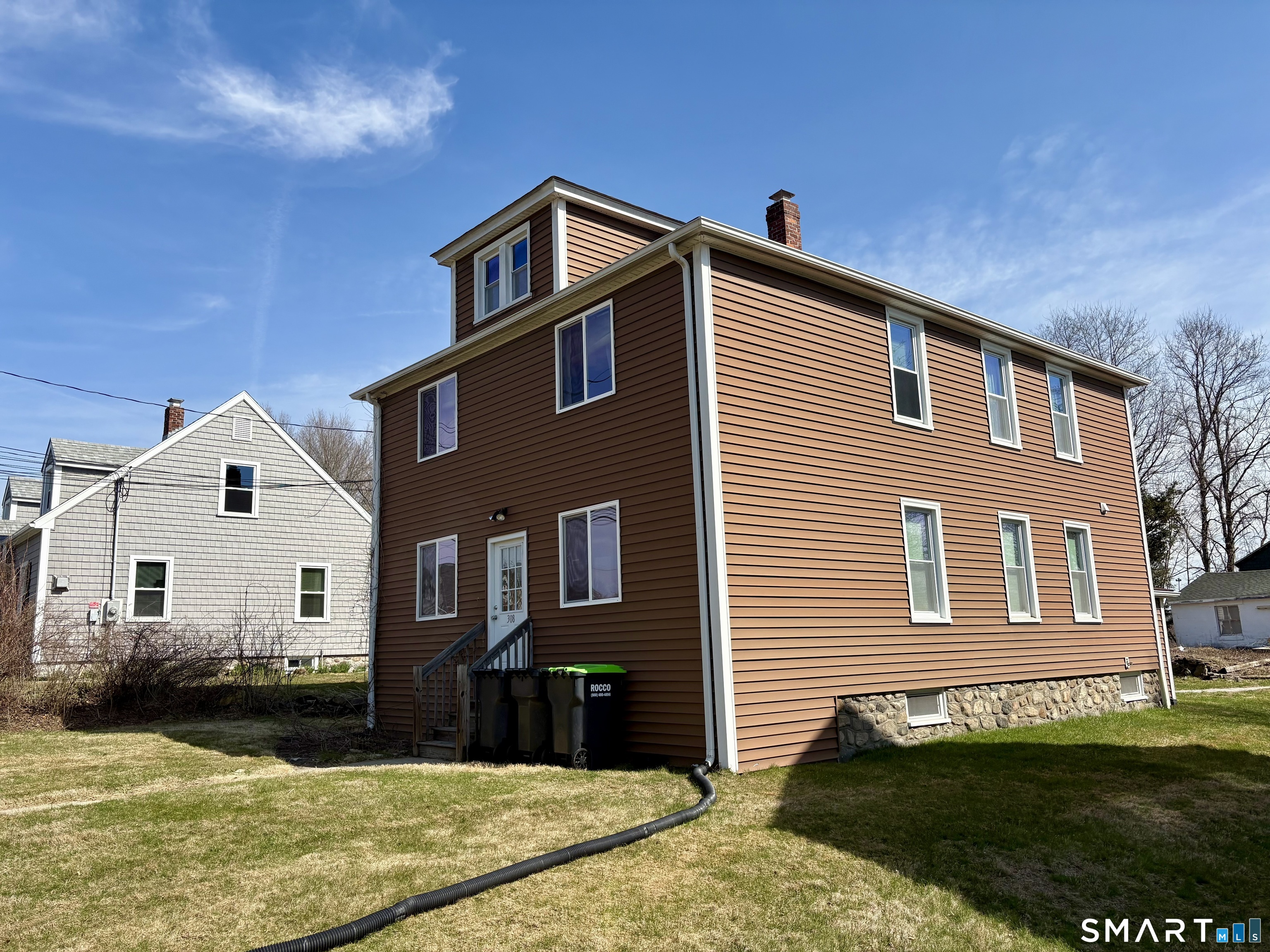 304 Buckingham Street