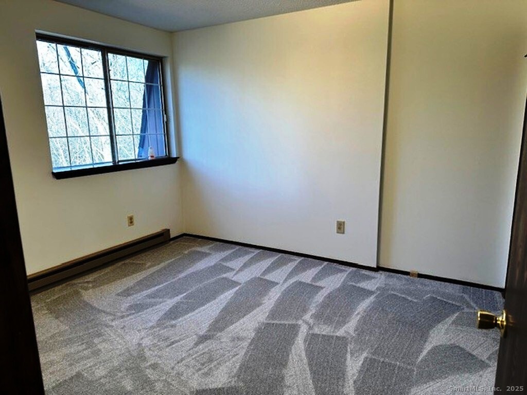 68 Sharon Road #APT 4, Waterbury, Connecticut image 9