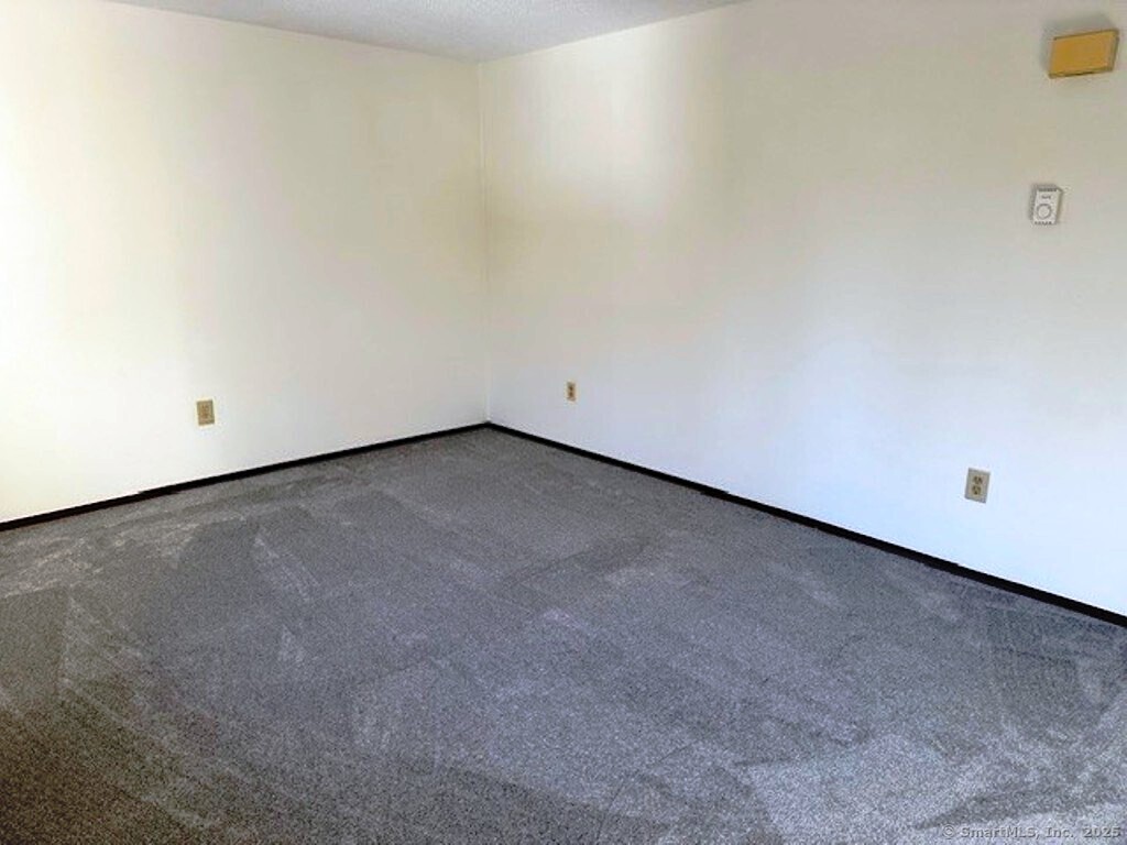 68 Sharon Road #APT 4, Waterbury, Connecticut image 5