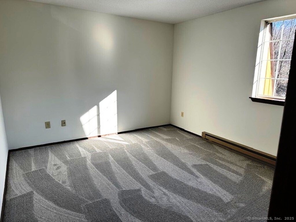68 Sharon Road #APT 4, Waterbury, Connecticut image 8