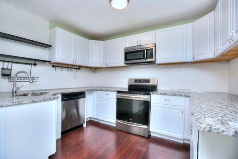 Tiny photo for 25 Cartright Street #5D, Bridgeport, CT 06604 (MLS # 24128228)