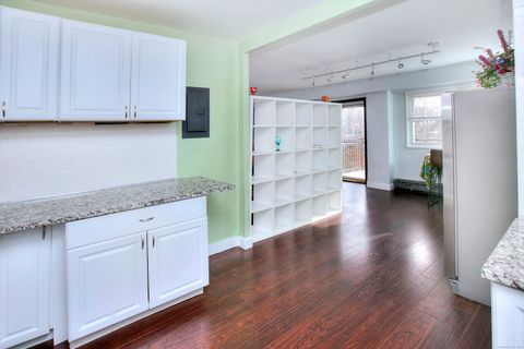 Tiny photo for 25 Cartright Street #5D, Bridgeport, CT 06604 (MLS # 24128228)