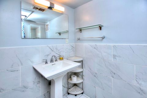 Tiny photo for 25 Cartright Street #5D, Bridgeport, CT 06604 (MLS # 24128228)