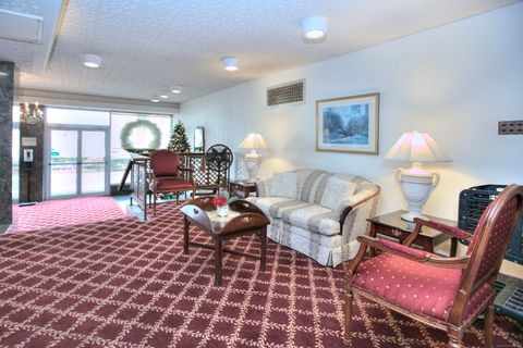 Tiny photo for 25 Cartright Street #5D, Bridgeport, CT 06604 (MLS # 24128228)